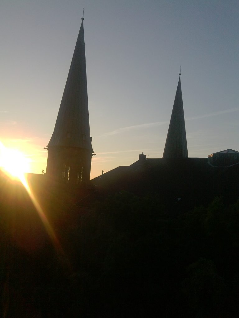 Sonnenaufgang über der Lambertikirche. Foto: © J. Mumme